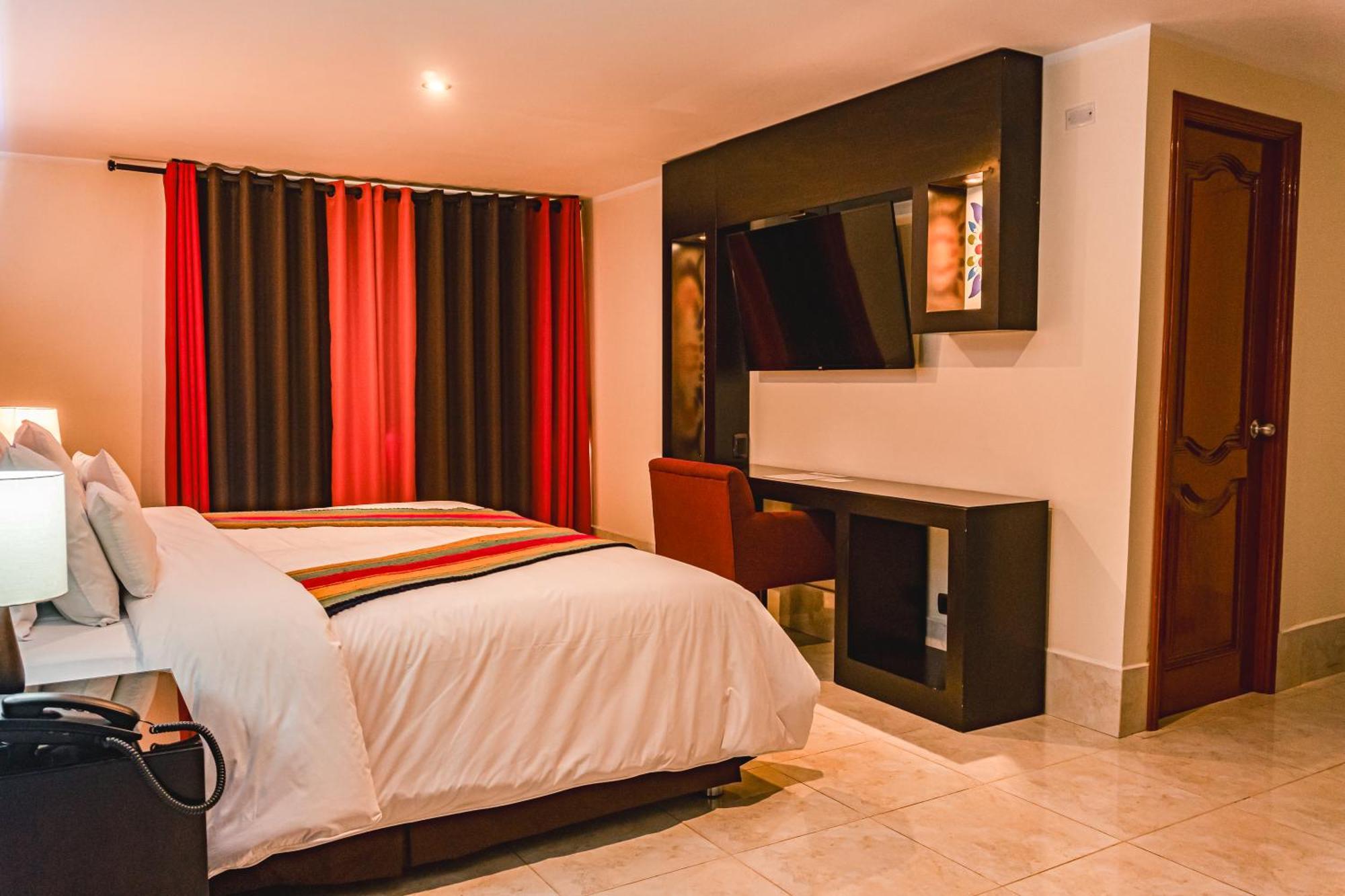 Altipacha Ayacucho Hotel エクステリア 写真