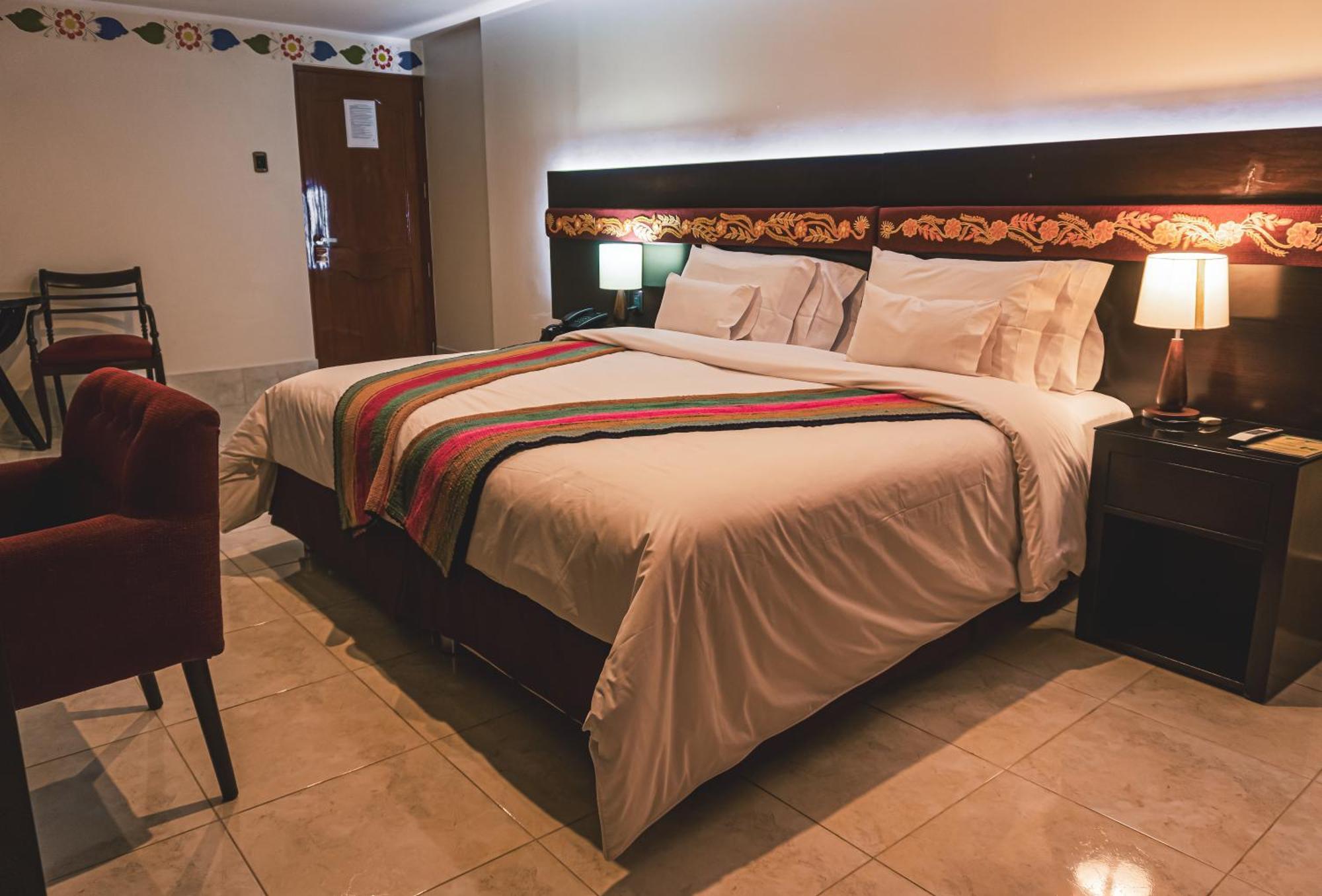 Altipacha Ayacucho Hotel エクステリア 写真