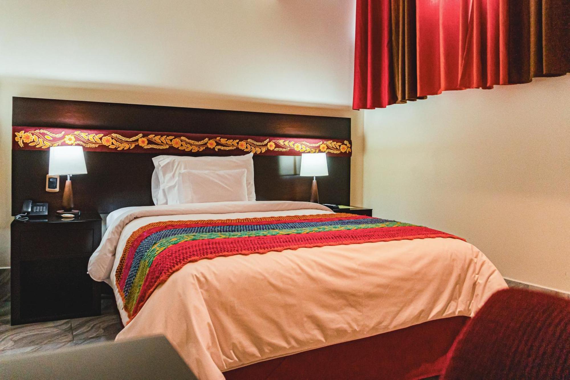 Altipacha Ayacucho Hotel エクステリア 写真