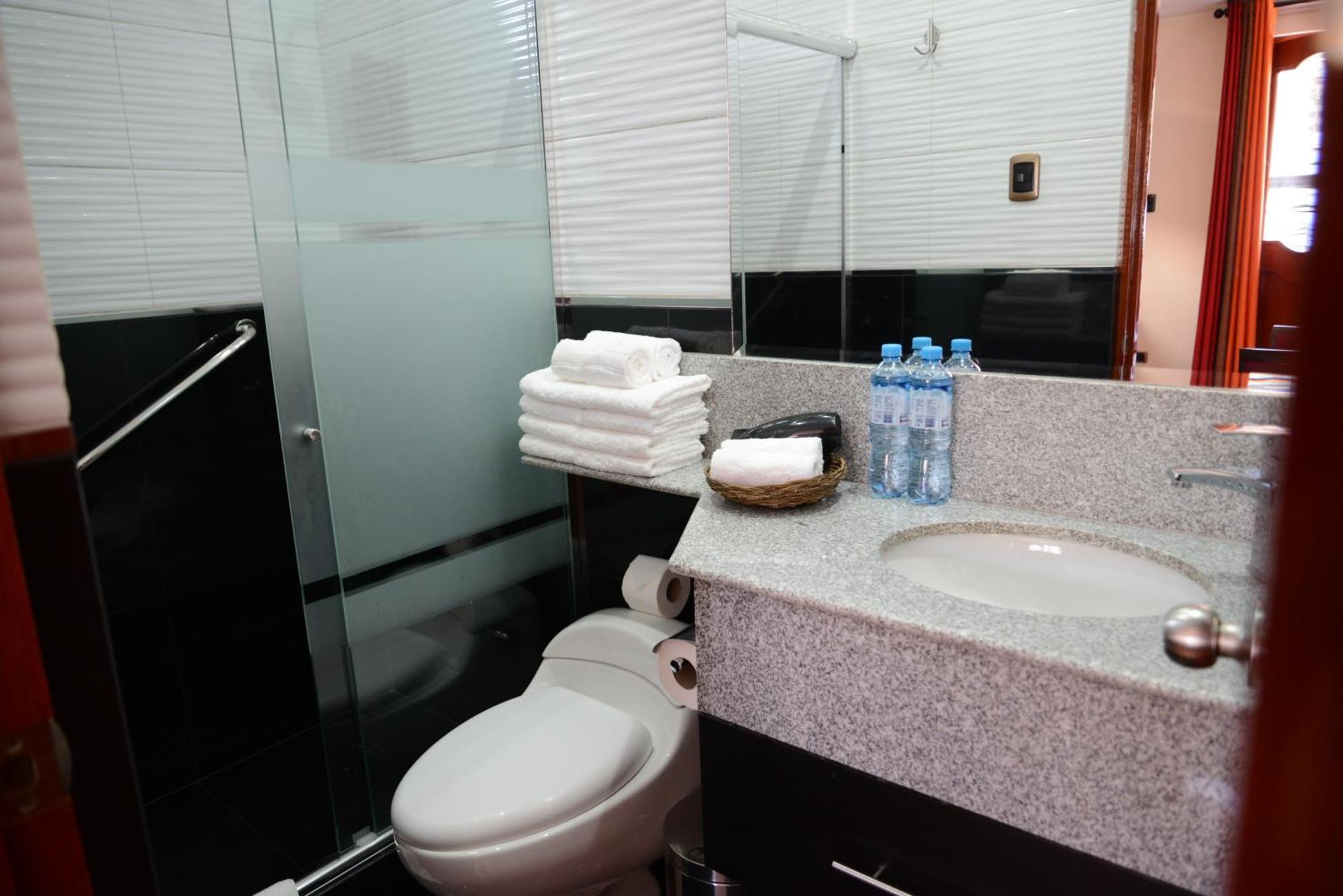 Altipacha Ayacucho Hotel エクステリア 写真